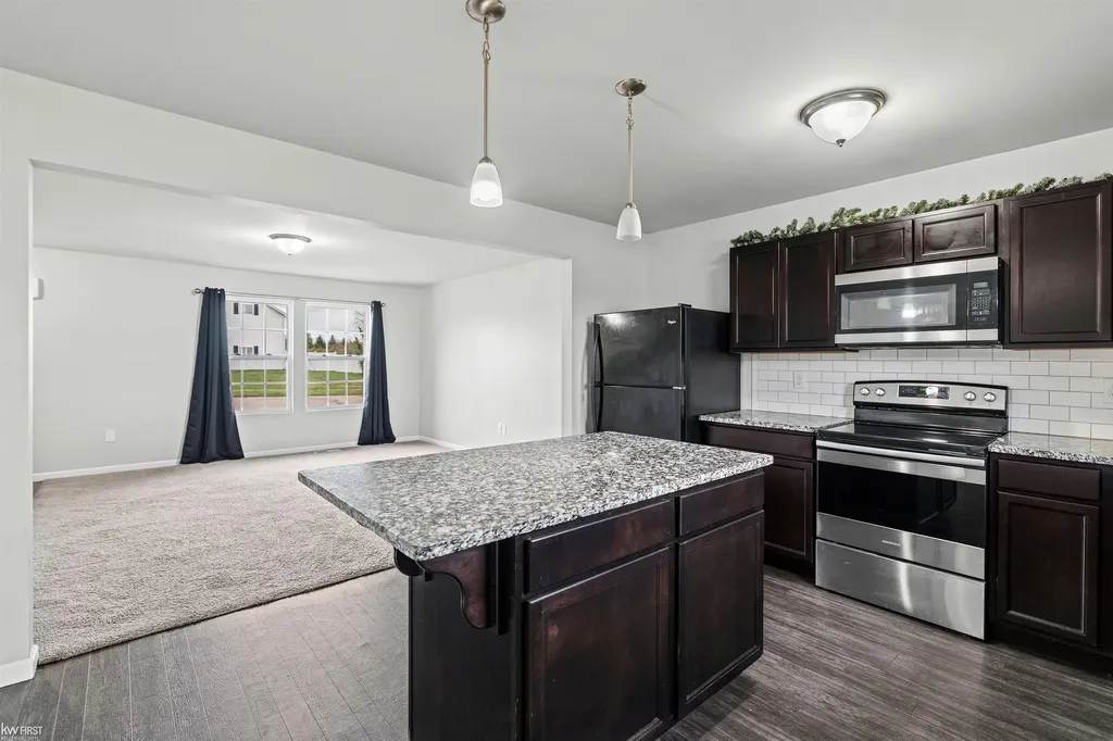 3005 Oxford Lane Flushing Charter Township MI 48433