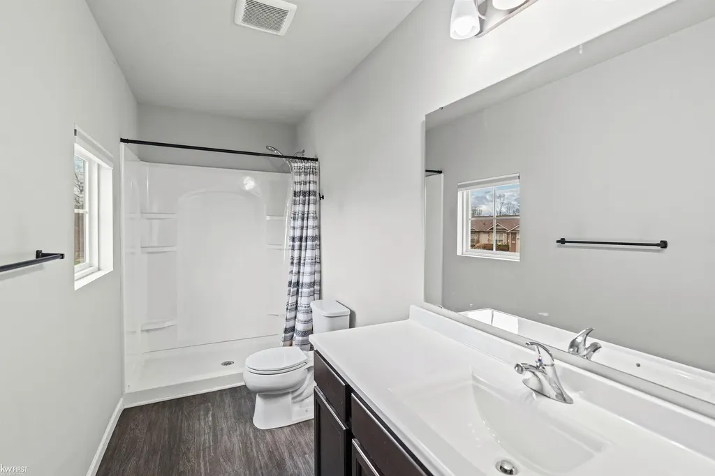3005 Oxford Lane Flushing Charter Township MI 48433