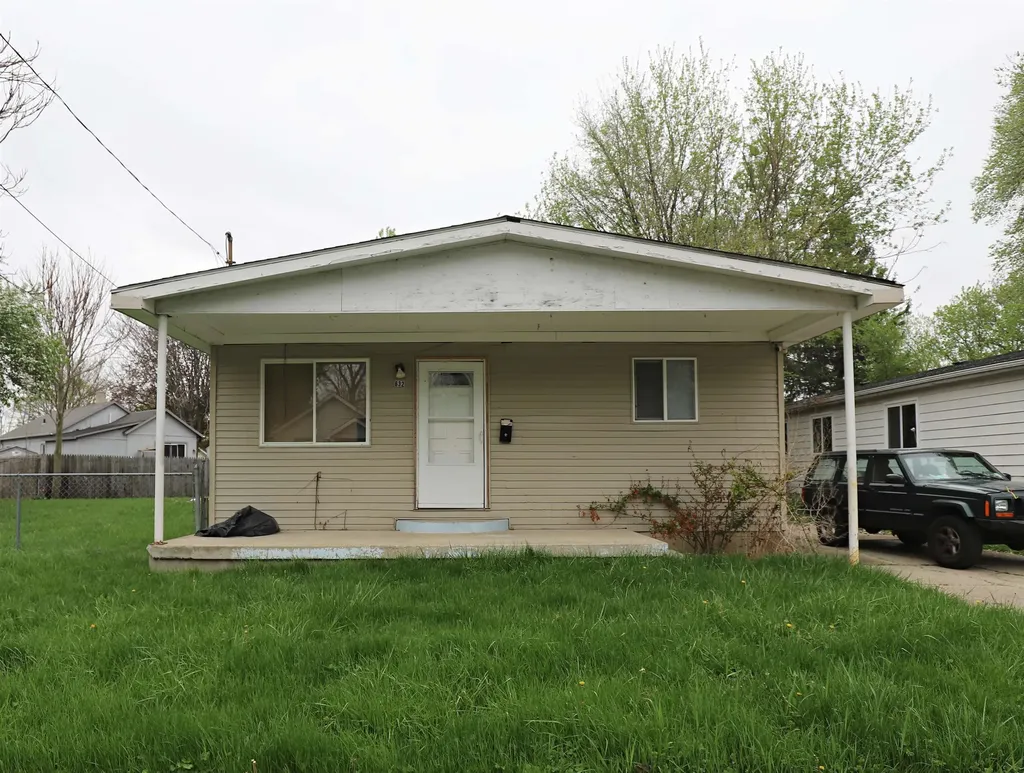 632 Monroe Street Flint City MI 48503