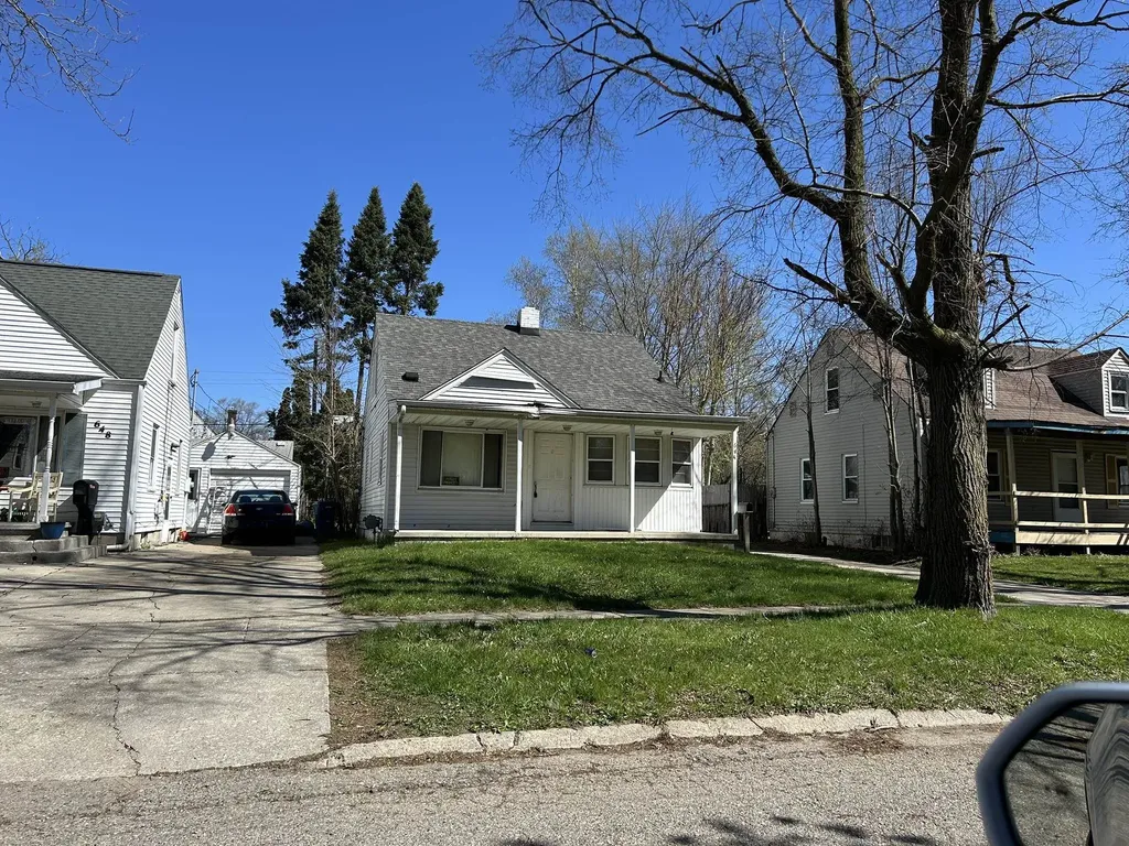 644 Crawford Street Flint City MI 48507