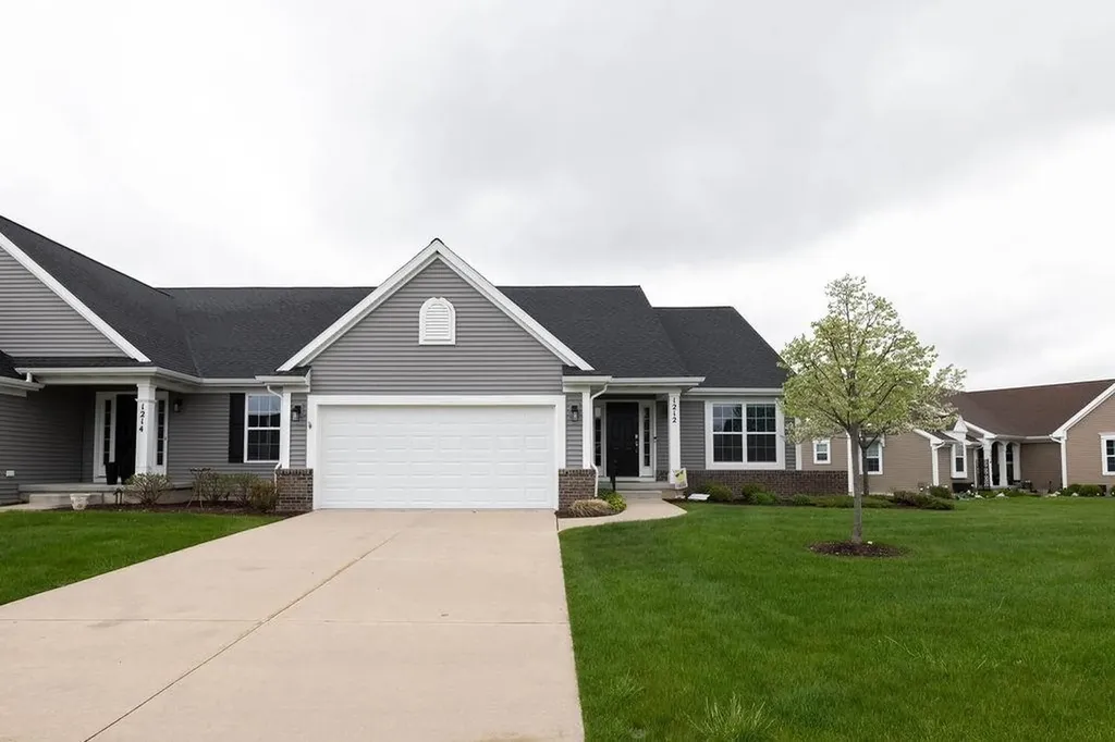 1212 Wineleaf Lane Dewitt City MI 48820