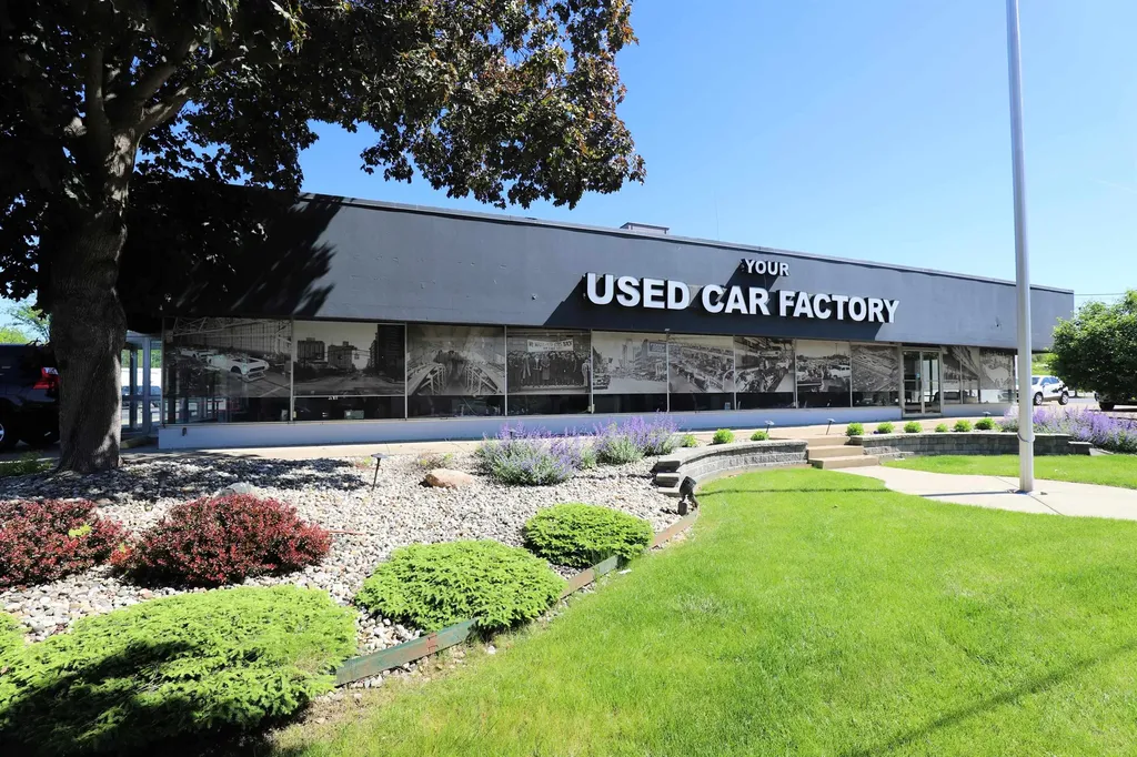 1415 E Pierson Road Flushing City MI 48433