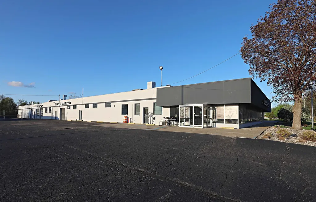 1415 E Pierson Road Flushing City MI 48433