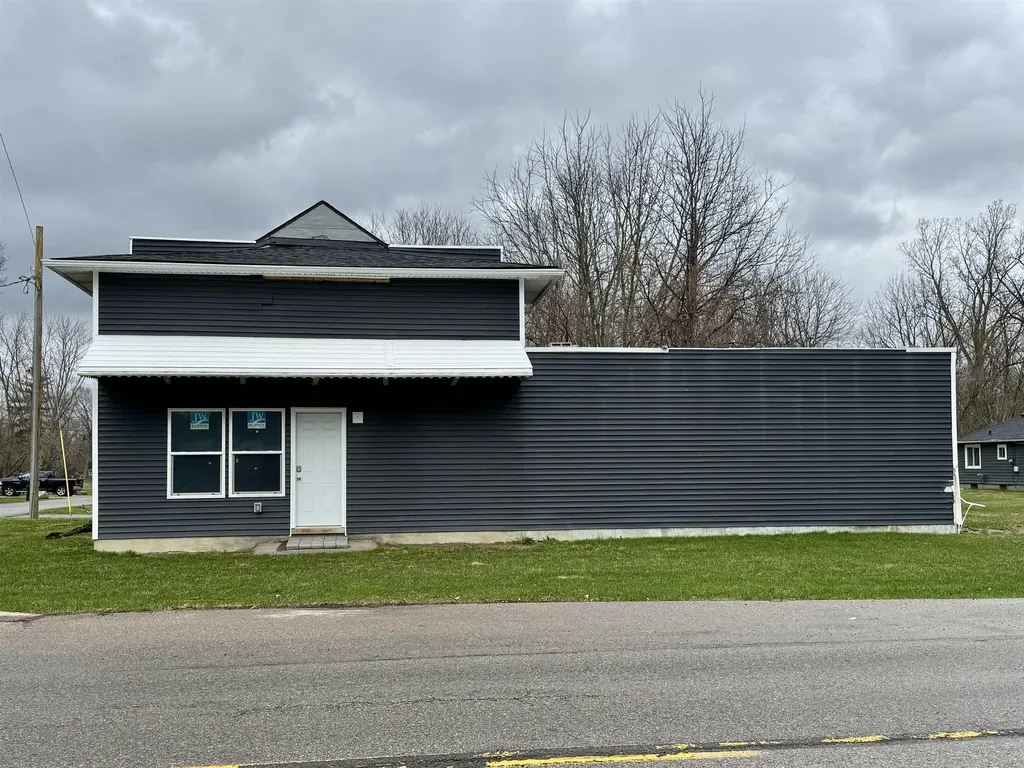 6069 Lapeer Road Burton City MI 48509