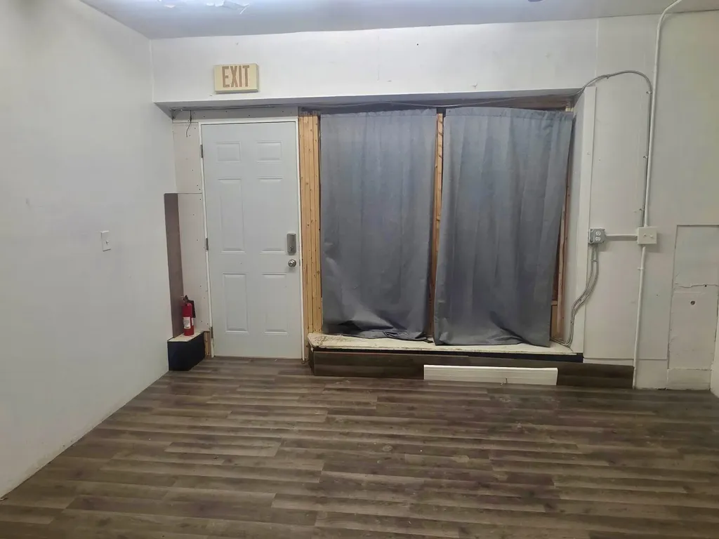 6069 Lapeer Road Burton City MI 48509