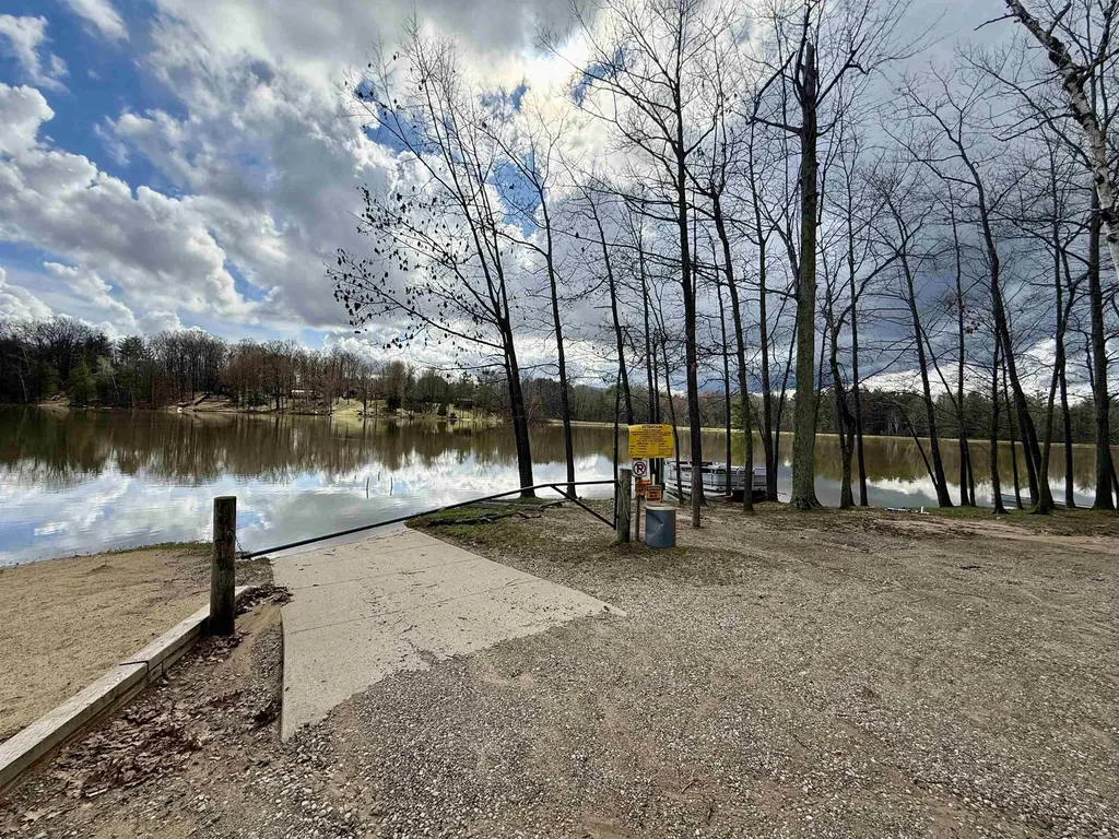 Wildwood Drive Grout Township MI 48624