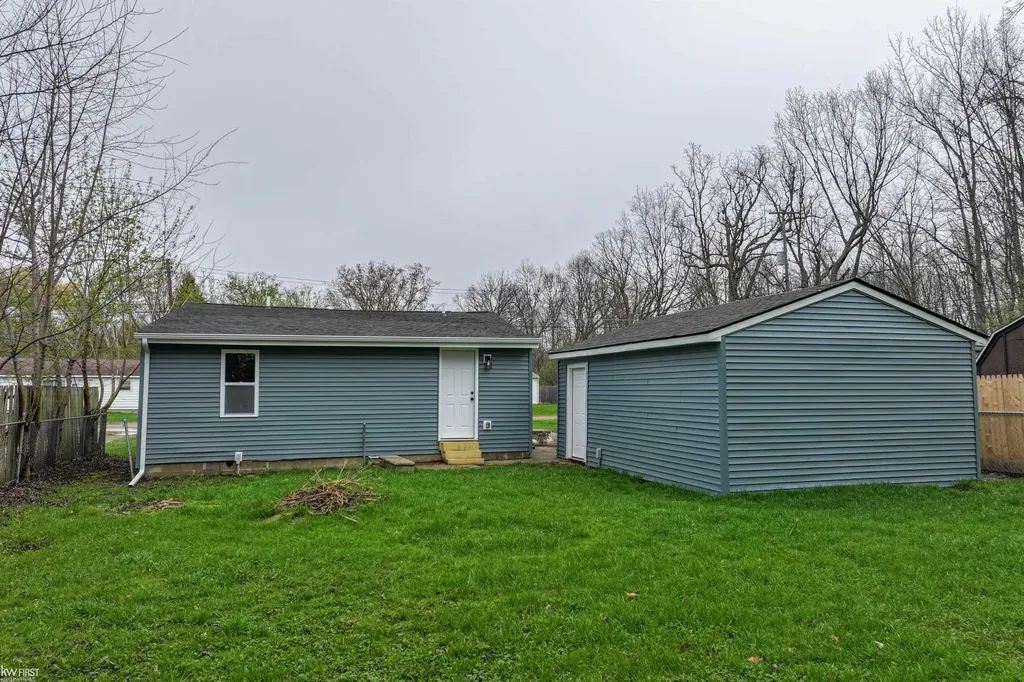 3145 Gracelawn Avenue Mt. Morris Township MI 48504