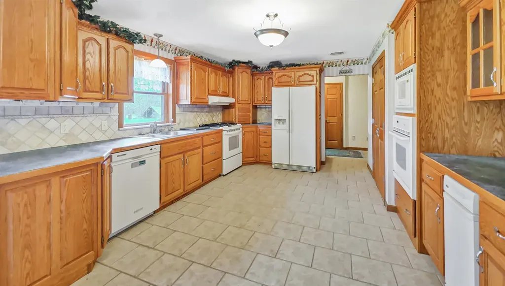 8166 N Linden Road Mt. Morris Township MI 48458