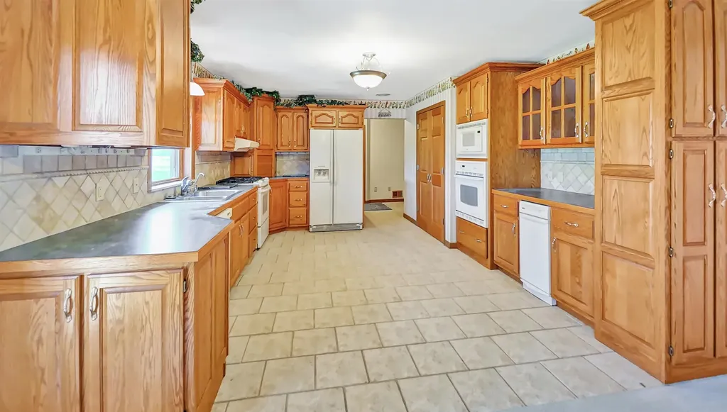 8166 N Linden Road Mt. Morris Township MI 48458