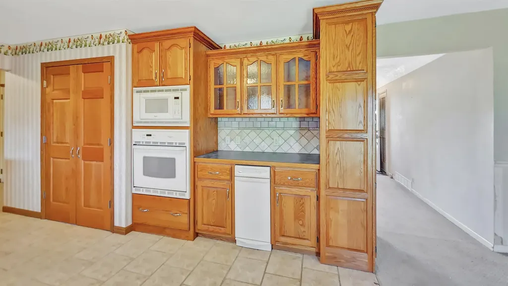 8166 N Linden Road Mt. Morris Township MI 48458