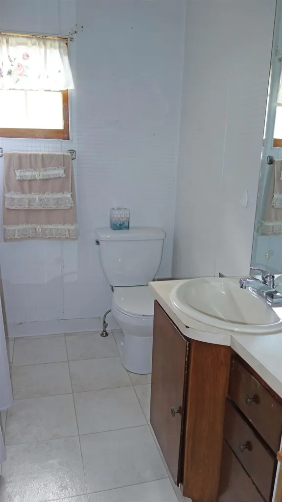 1013 18th Street Bay City City MI 48708