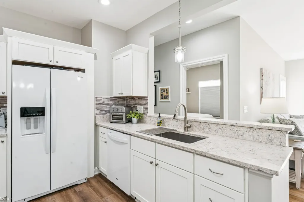 895 Watercress Lane Fenton City MI 48430