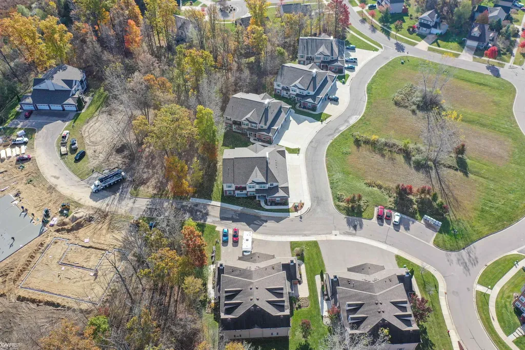 895 Watercress Lane Fenton City MI 48430