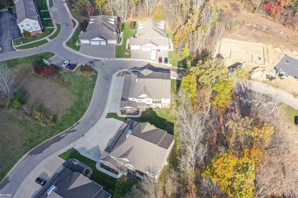 895 Watercress Lane Fenton City MI 48430