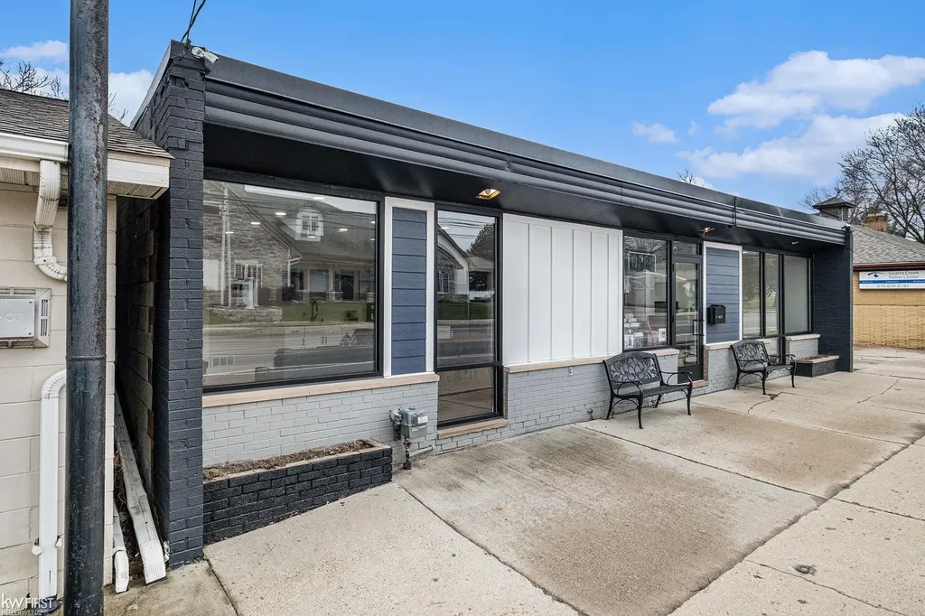 8127 Miller Road Swartz Creek City MI 48473