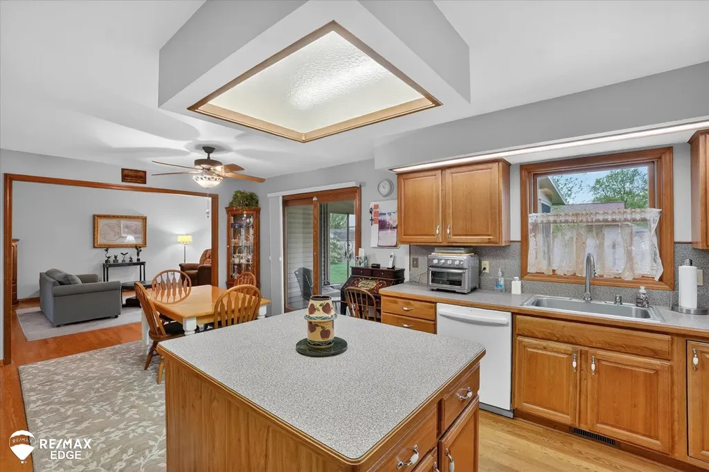 819 Village Drive Davison City MI 48423