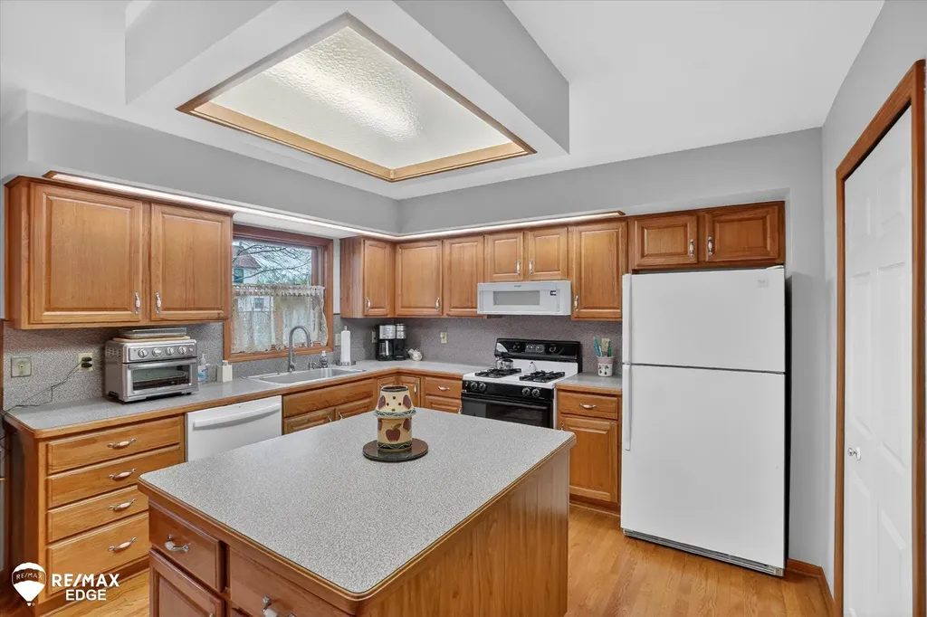 819 Village Drive Davison City MI 48423