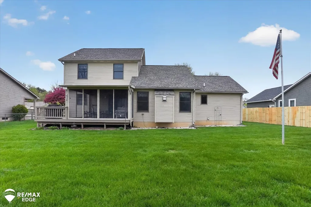 819 Village Drive Davison City MI 48423