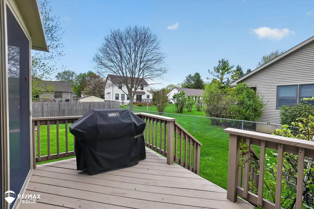 819 Village Drive Davison City MI 48423