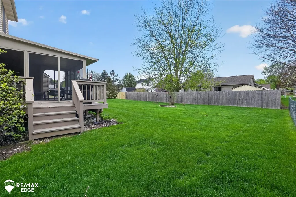 819 Village Drive Davison City MI 48423