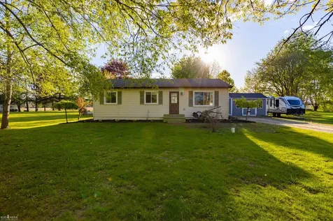 6816 S Delaney Road Bennington Township MI 48867