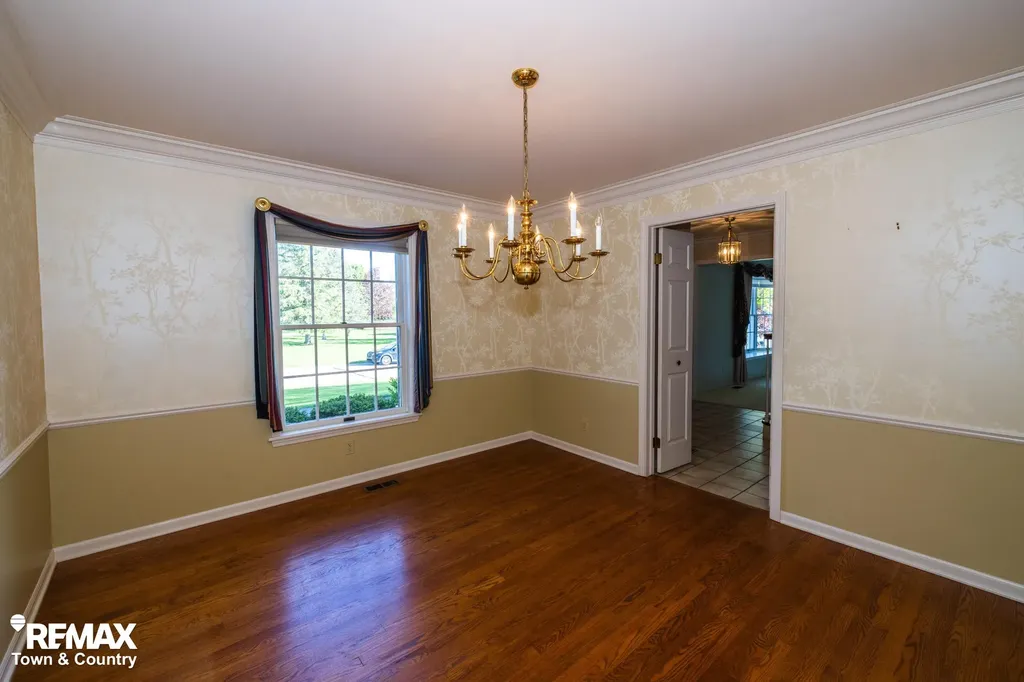6445 Hickory Hollow Court Flint Charter Township MI 48532