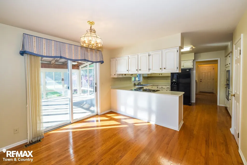 6445 Hickory Hollow Court Flint Charter Township MI 48532