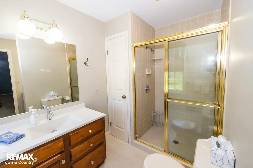 6445 Hickory Hollow Court Flint Charter Township MI 48532