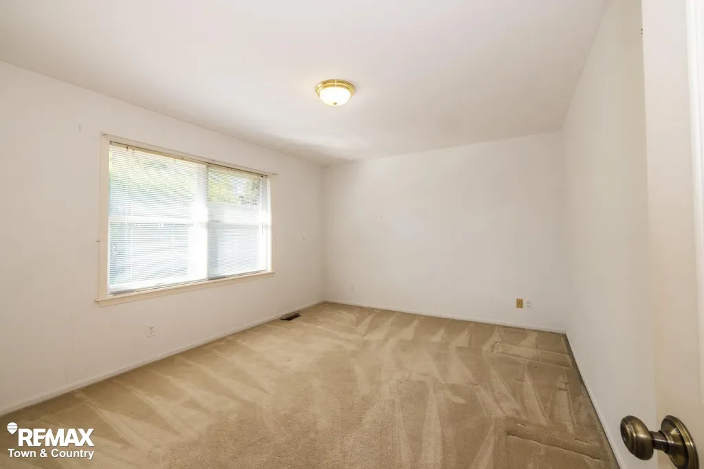 6445 Hickory Hollow Court Flint Charter Township MI 48532