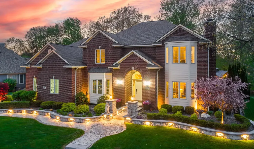 6137 Brookstone Lane Grand Blanc Charter Township MI 48439