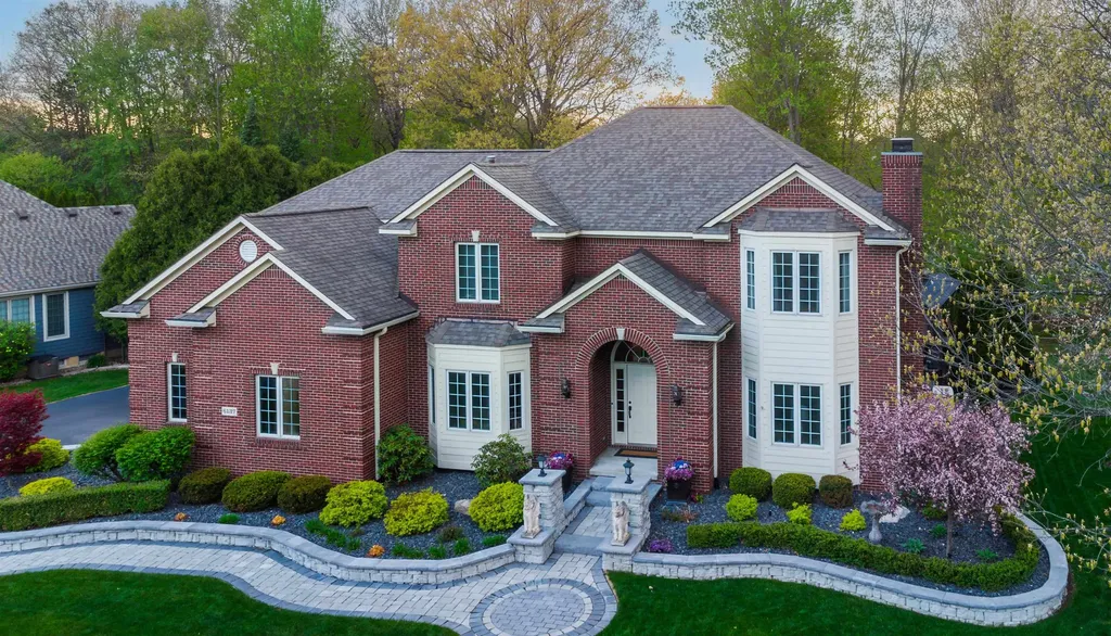 6137 Brookstone Lane Grand Blanc Charter Township MI 48439