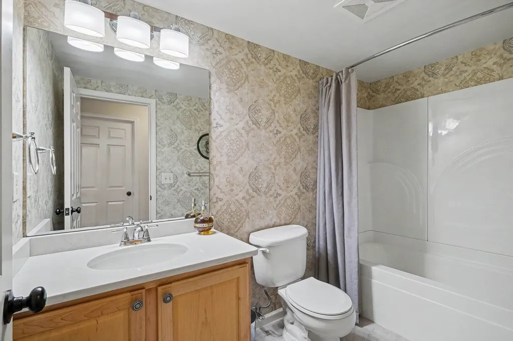 6137 Brookstone Lane Grand Blanc Charter Township MI 48439