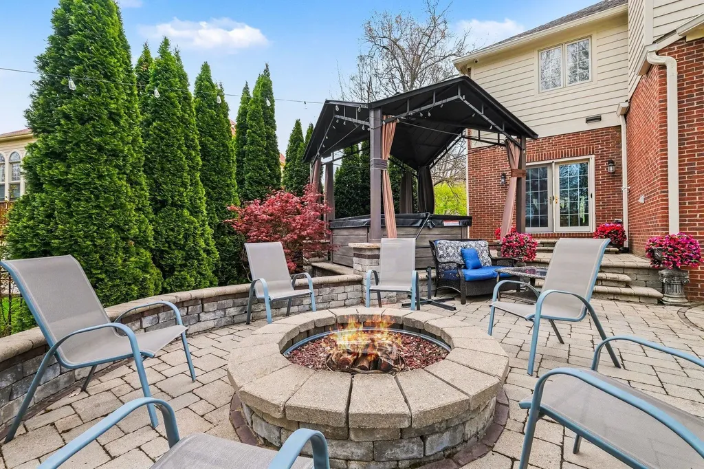6137 Brookstone Lane Grand Blanc Charter Township MI 48439