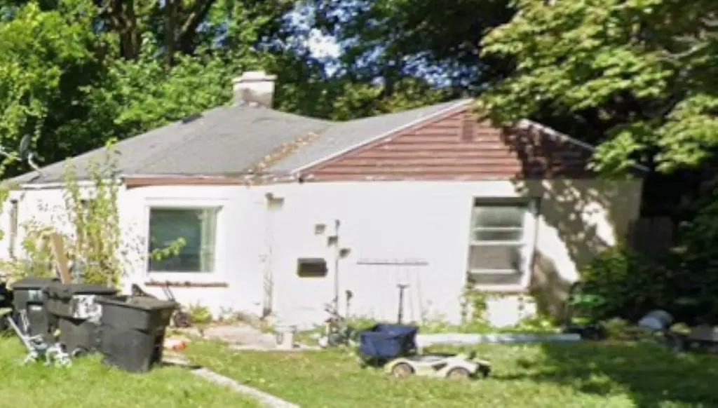 14337 Dacosta Street Detroit City MI 48223