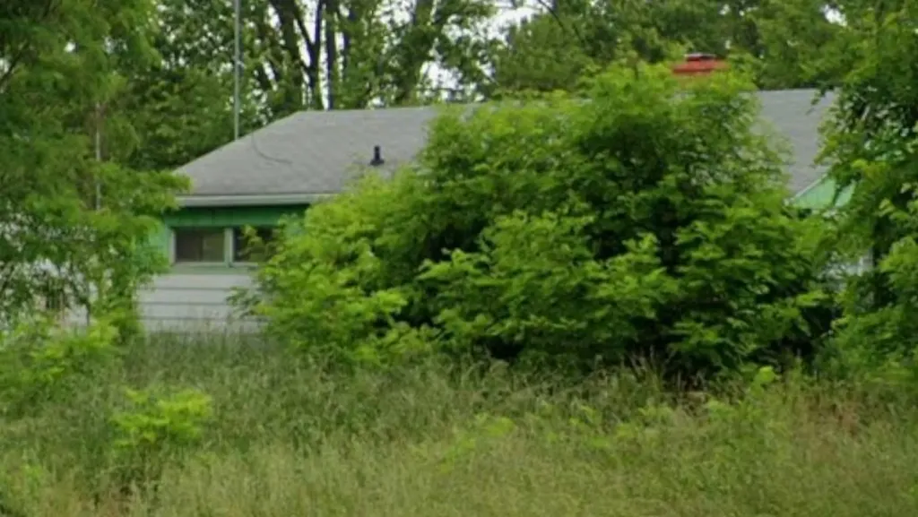 1362 W Princeton Avenue Flint City MI 48505