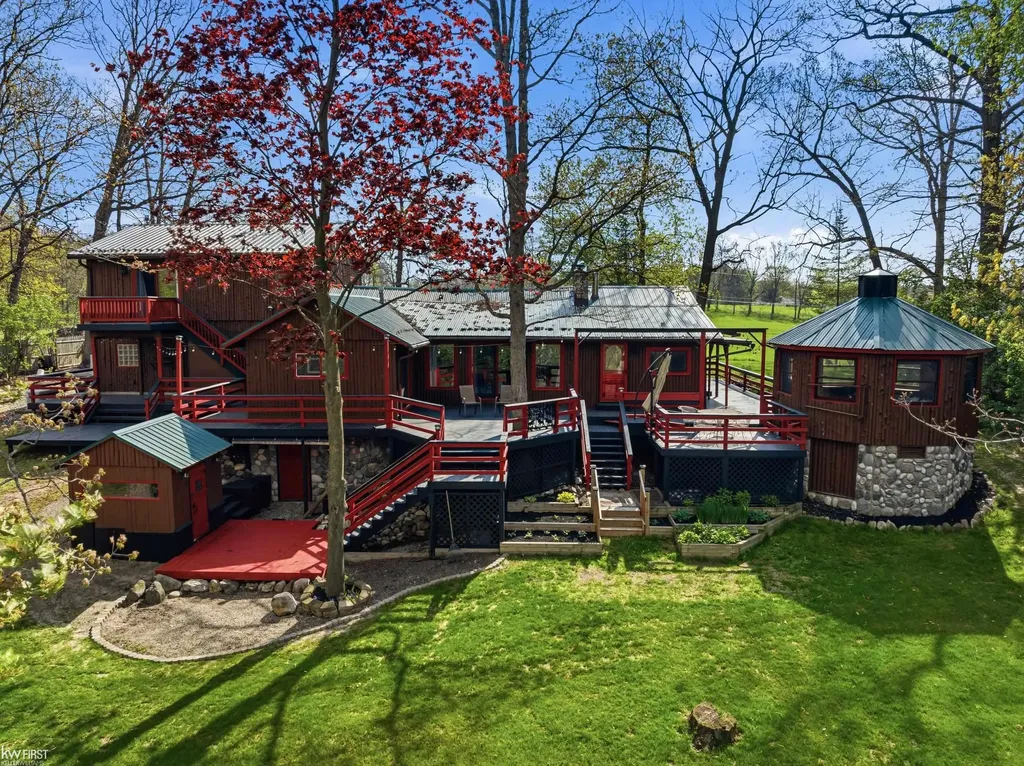 7219 Big Trail Road Rose Township MI 48442