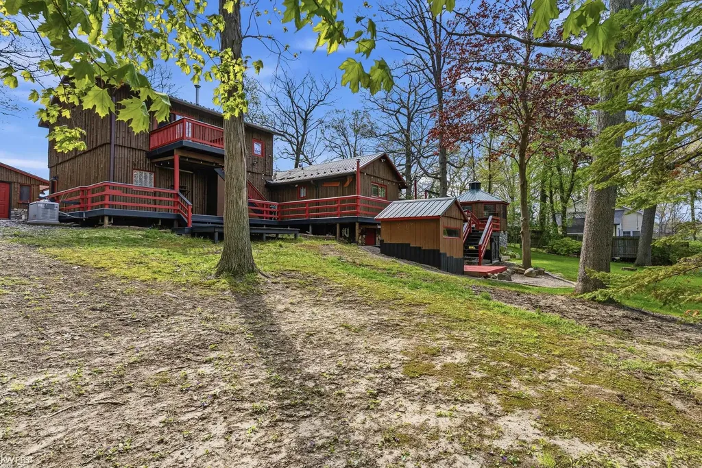 7219 Big Trail Road Rose Township MI 48442