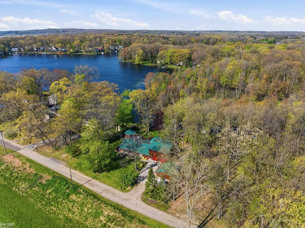 7219 Big Trail Road Rose Township MI 48442