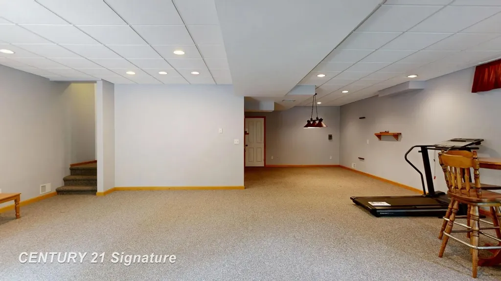 1724 Middle Point Drive Clement Township MI 48610