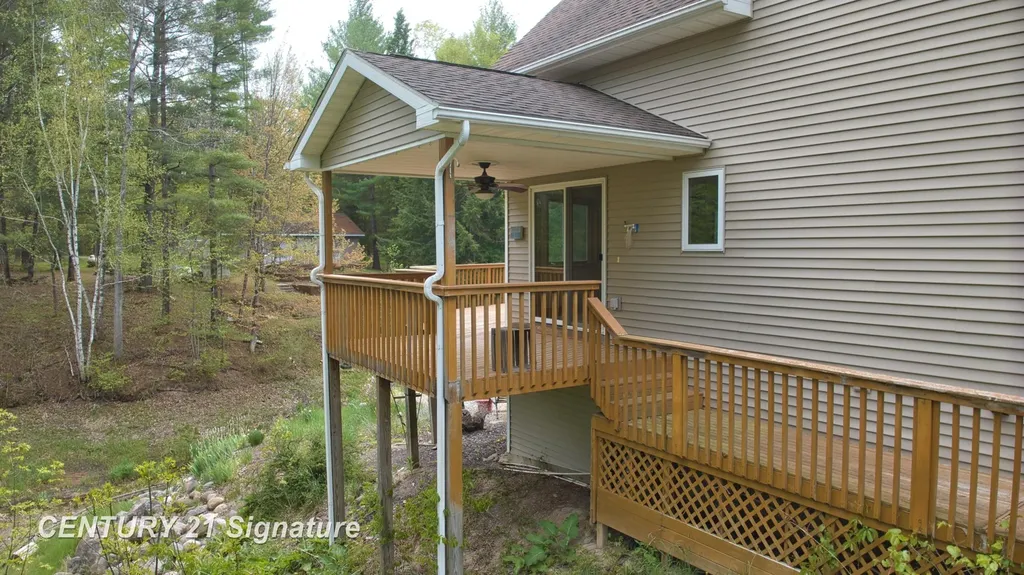 1724 Middle Point Drive Clement Township MI 48610