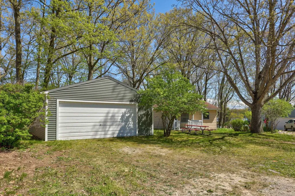 3097 Muntin Drive Millington Township MI 48746