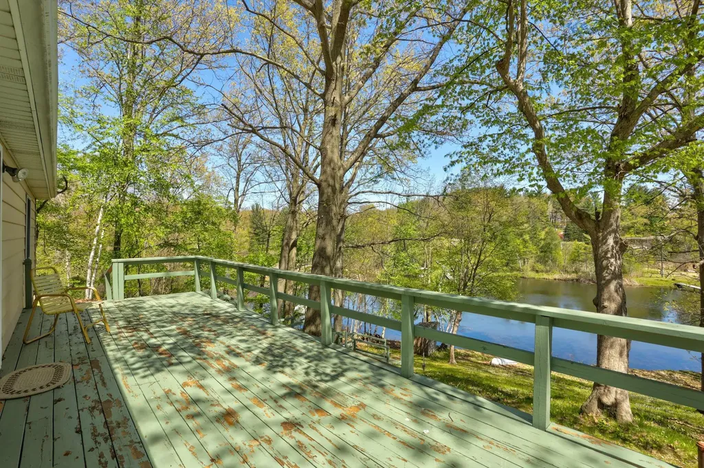 3097 Muntin Drive Millington Township MI 48746