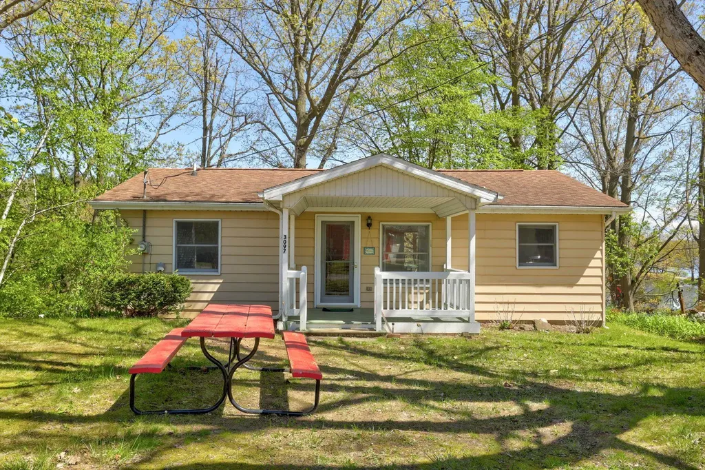 3097 Muntin Drive Millington Township MI 48746