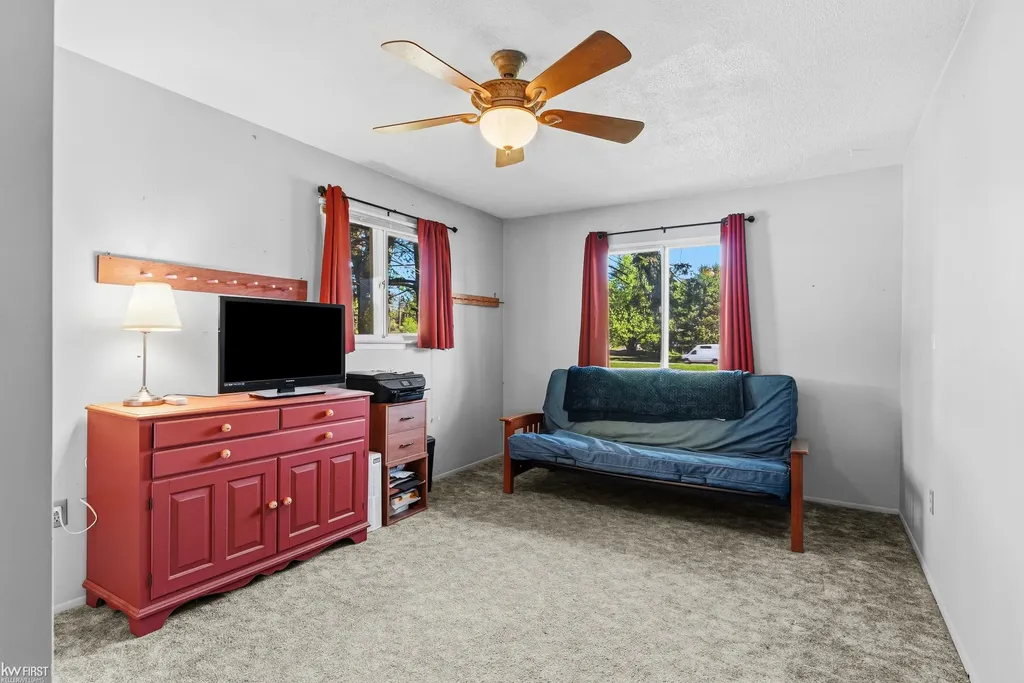 4271 W Highland Road Highland Charter Township MI 48380