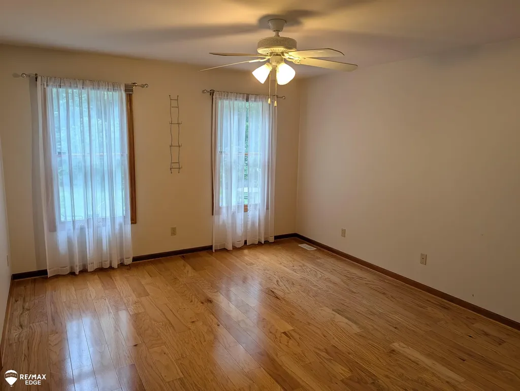 1245 W Vienna Road Vienna Charter Township MI 48420