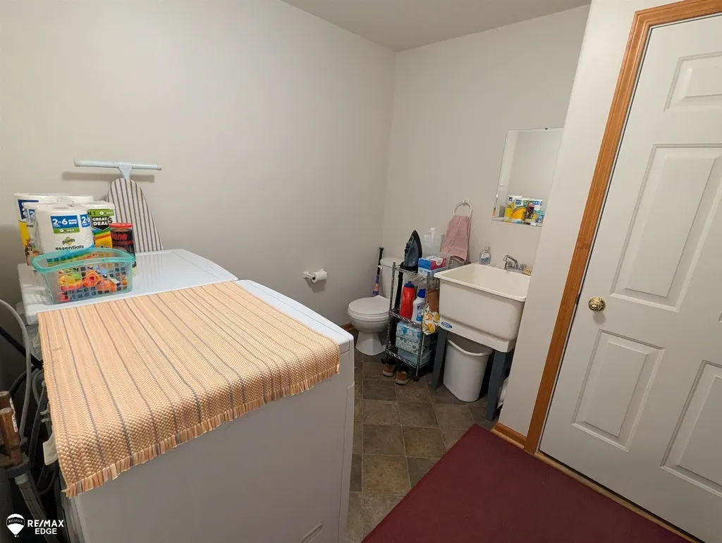 1245 W Vienna Road Vienna Charter Township MI 48420