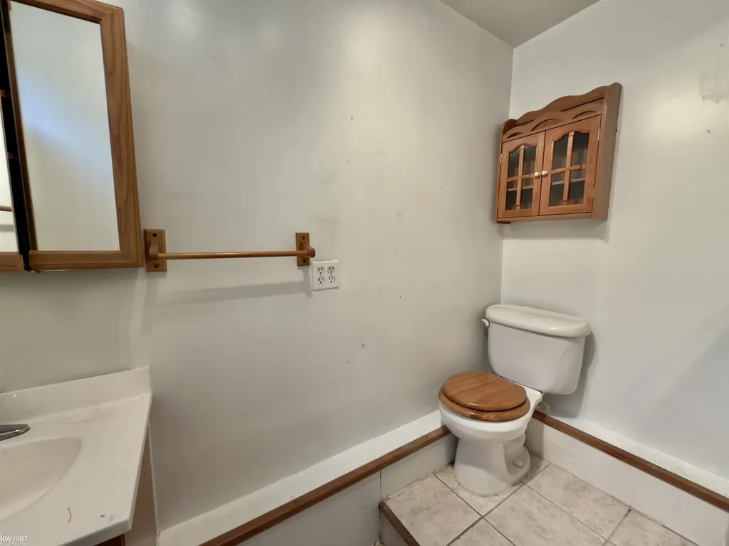 518 Oak Street Mt. Morris City MI 48458
