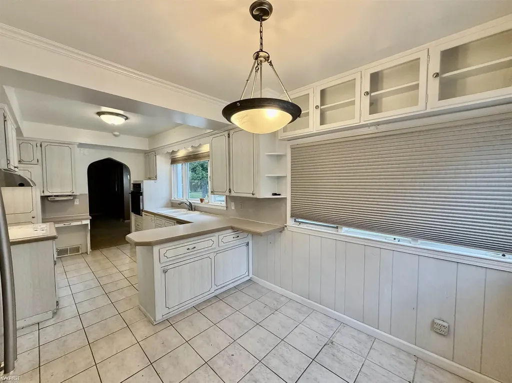 518 Oak Street Mt. Morris City MI 48458
