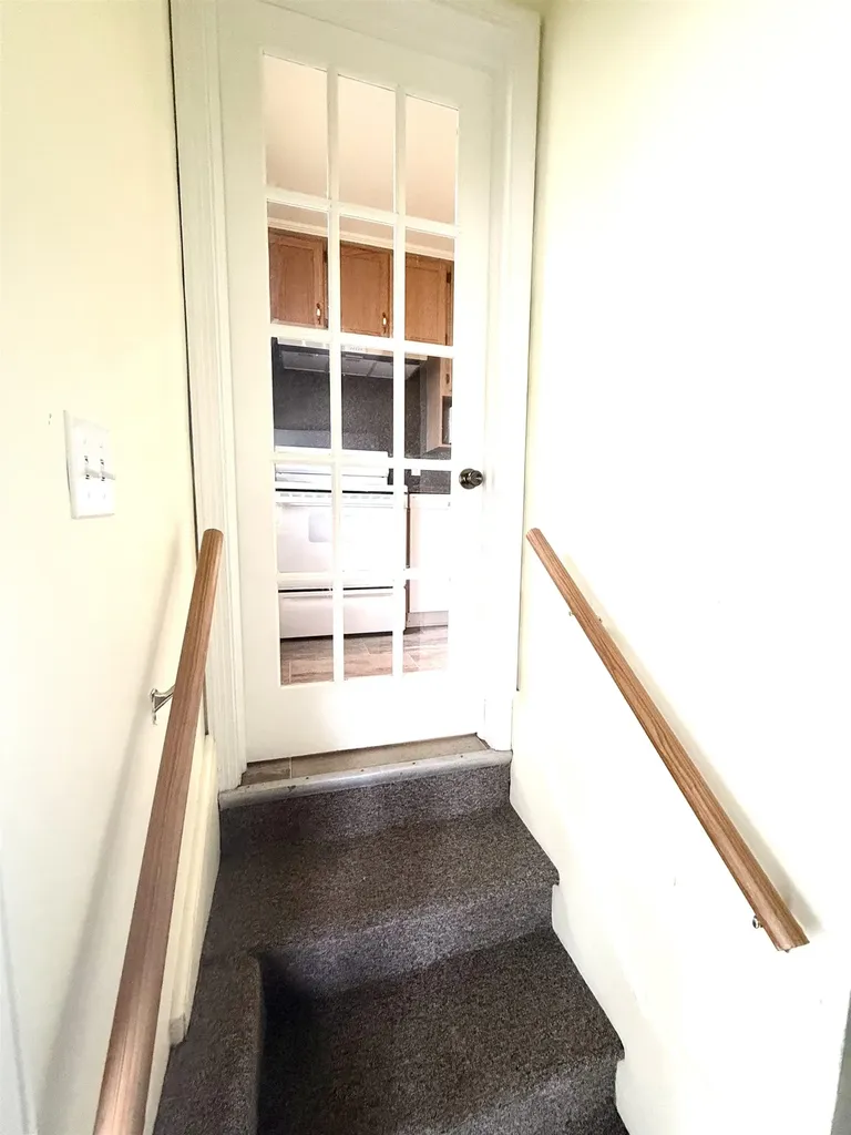 1420 Mintola Avenue Flint Charter Township MI 48532