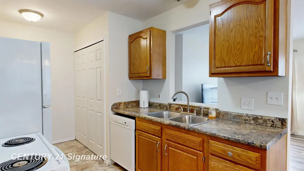 2148 Painted Post Drive Flushing Charter Township MI 48433